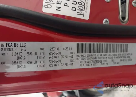 2019 Jeep Compass Limited 4X4 z USA, uszkodzony, nr VIN 3C4NJDCB4KT825438